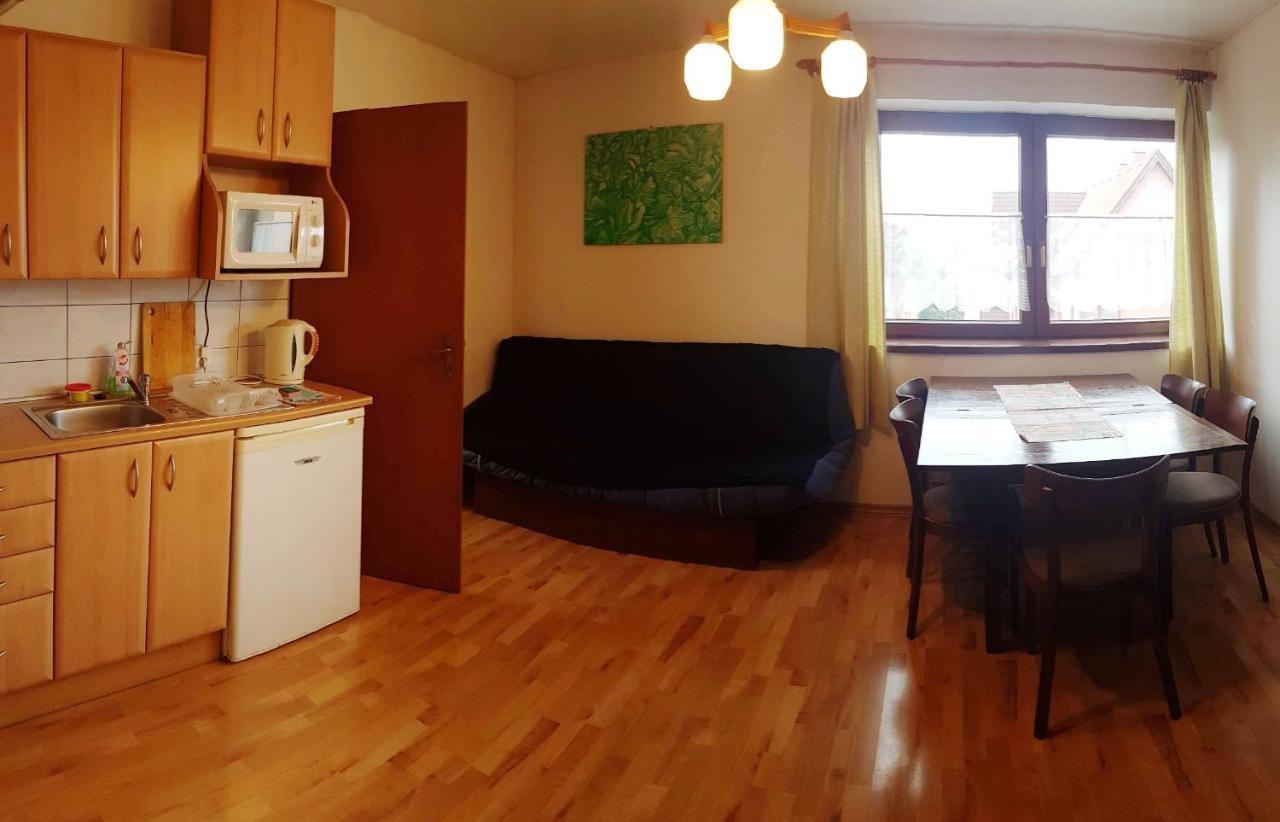Apartments Iris Liptovský Mikuláš المظهر الخارجي الصورة