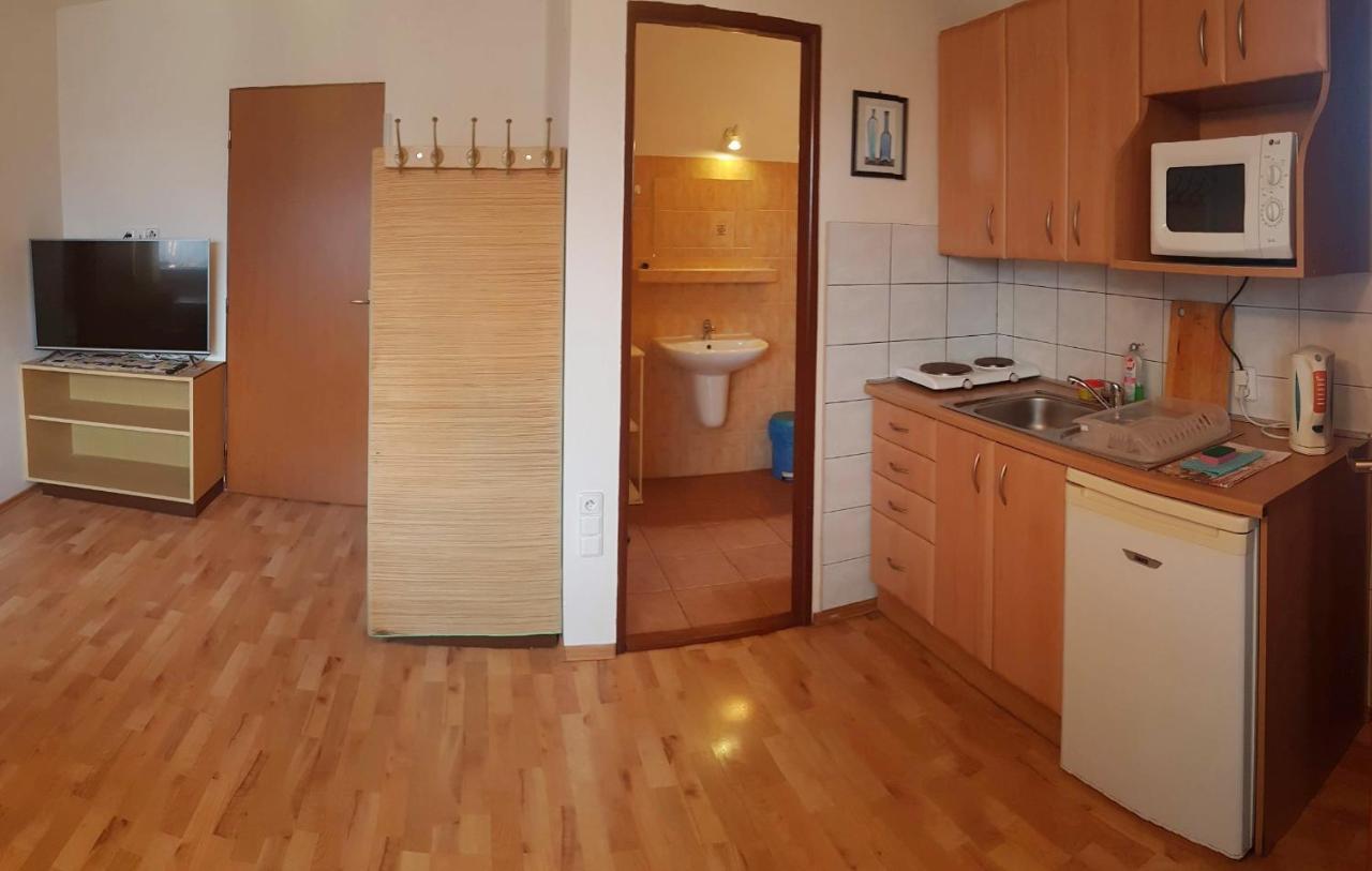 Apartments Iris Liptovský Mikuláš المظهر الخارجي الصورة
