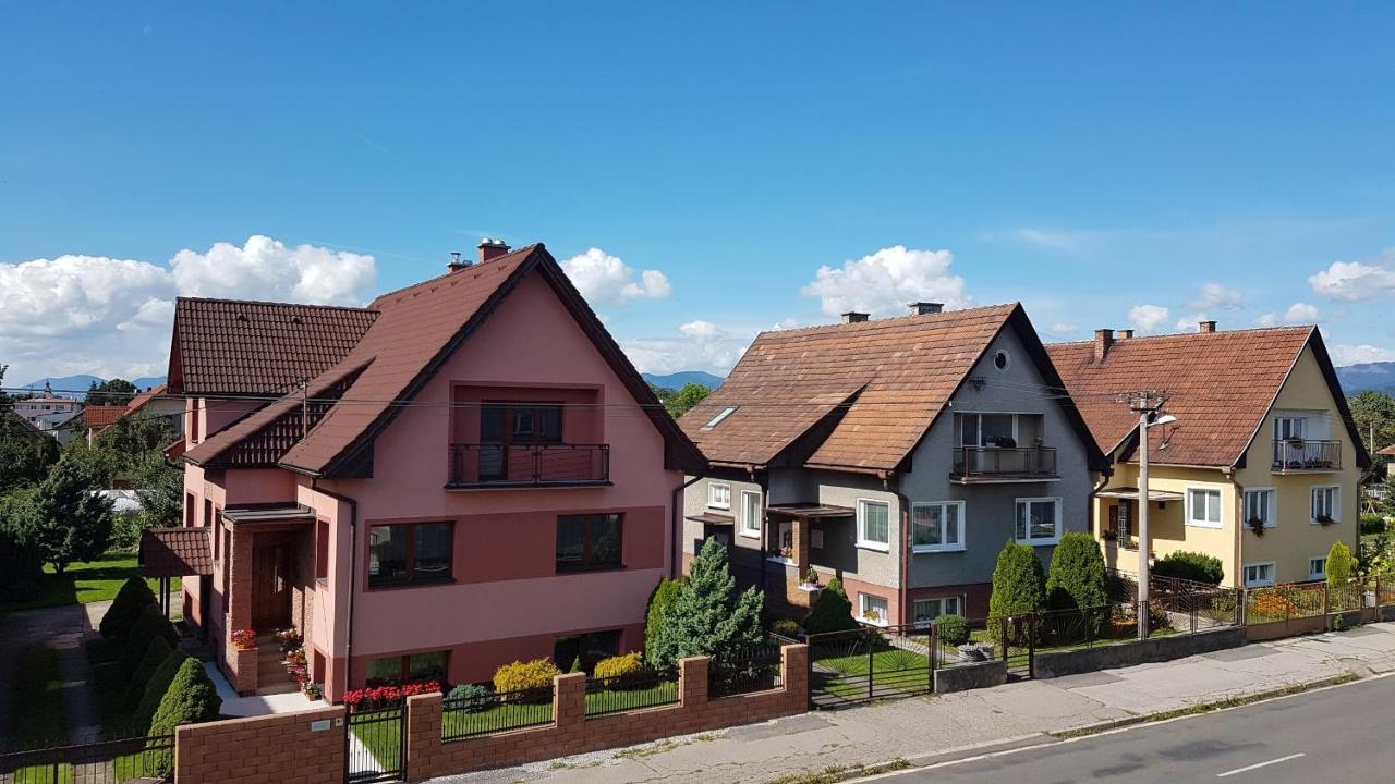 Apartments Iris Liptovský Mikuláš المظهر الخارجي الصورة